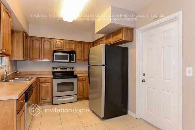 Foto del edificio - 2359 Eastwood Dr