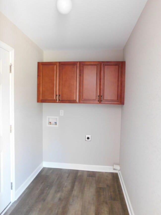 Foto del edificio - New Construction In Ferry Pointe Subdivision