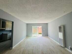Building Photo - 1230 W 144th St