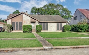 Building Photo - 11527 Sagewillow Ln