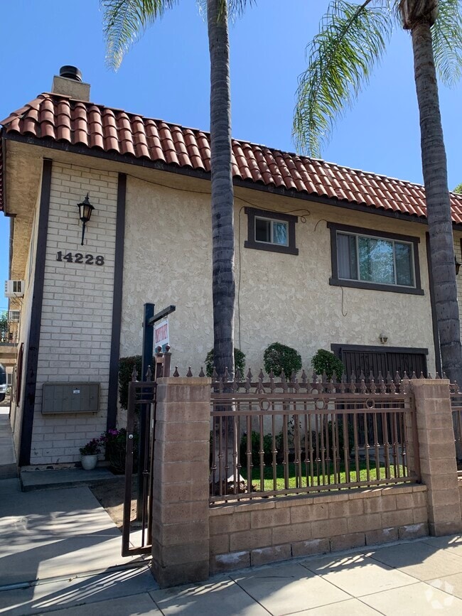 Building Photo - 14228 Tiara St