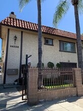 Building Photo - 14228 Tiara St