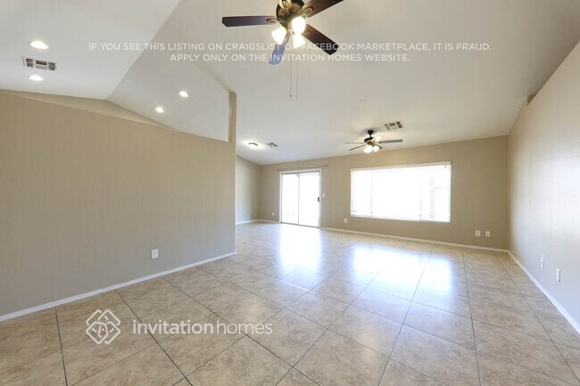 Foto del edificio - 8934 W Encanto Blvd