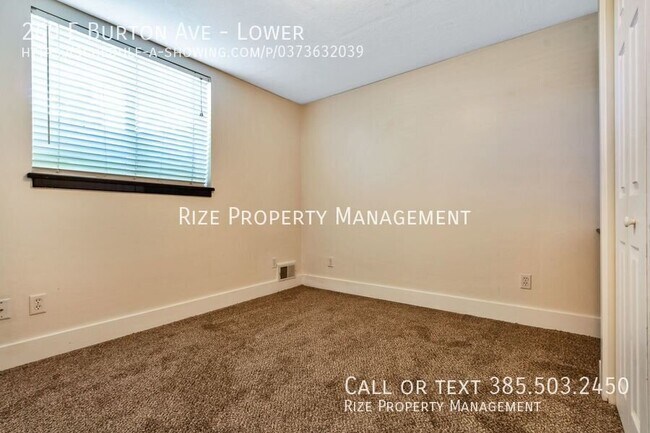 Foto del edificio - 260 E Burton Ave