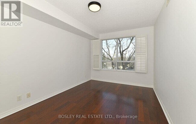 Building Photo - 38 Fontenay Ct