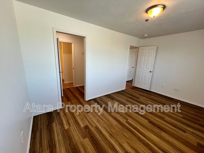 Building Photo - 4990 W 4850 S