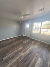 Building Photo - 3003 Curtis Dr