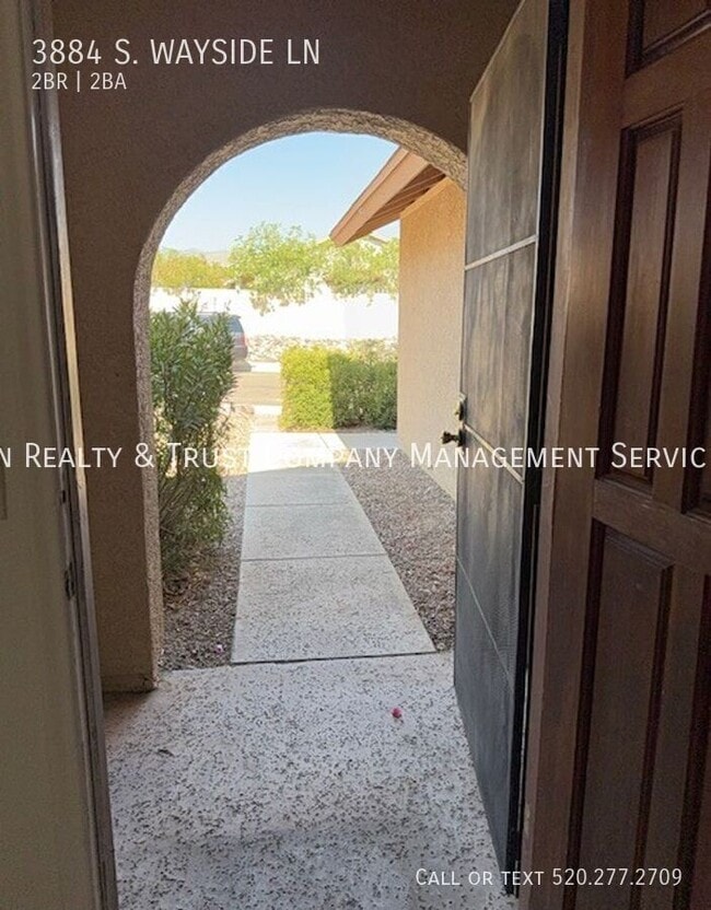 Building Photo - 3884 S Wayside Ln