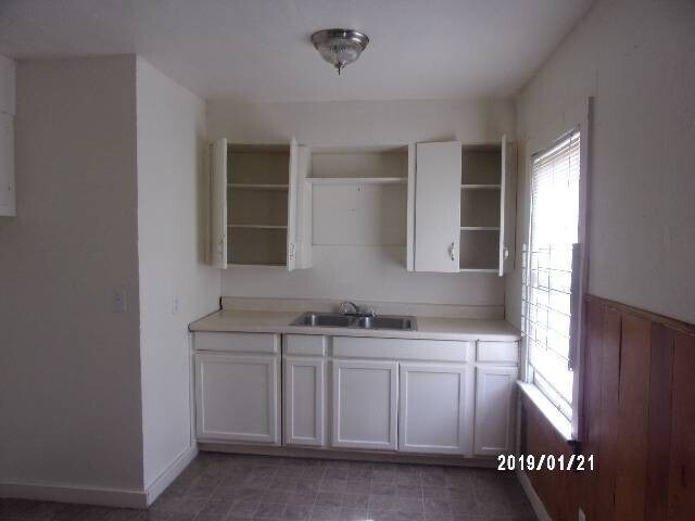 Foto del edificio - 1419 Clanton St