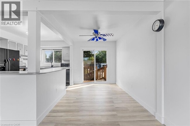 Building Photo - 110 Pinehurst Dr