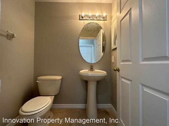 Foto del edificio - 4 br, 2.5 bath House - 2352 Rock Drive