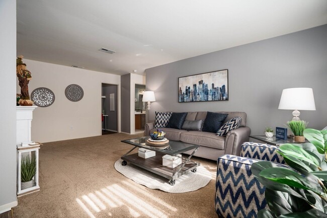 Spacious Living Room at Drawbridge Apartments Eats in Harrison Township, MI - Drawbridge Apartments East
