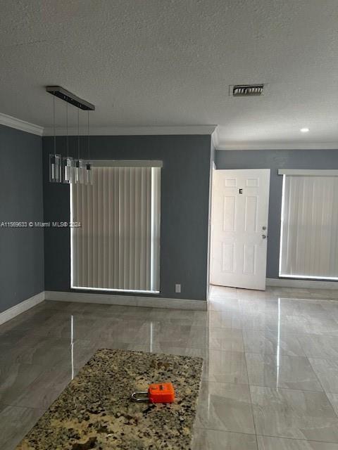 Foto del edificio - 7632 SW 10th St