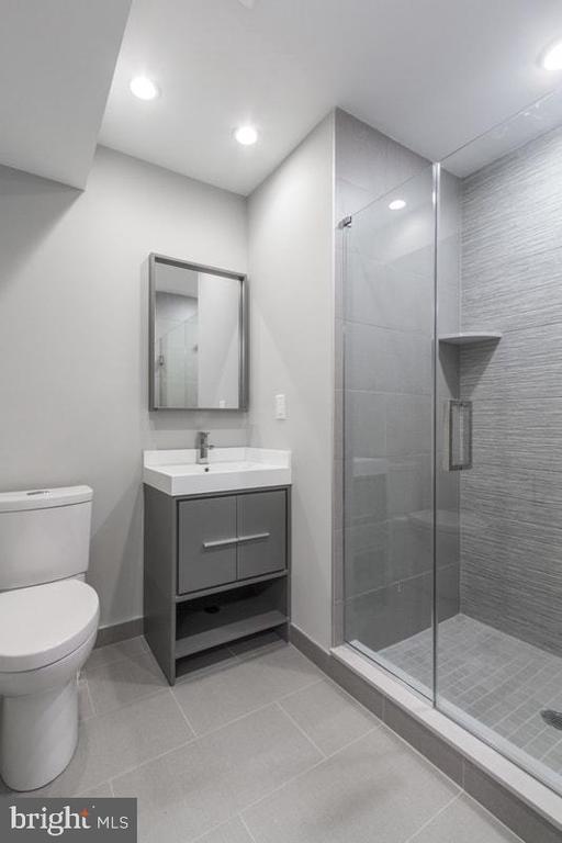 Foto del edificio - 720-22 S Sartain St