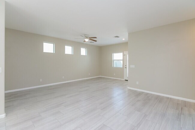 Foto del edificio - 1726 W Minton St