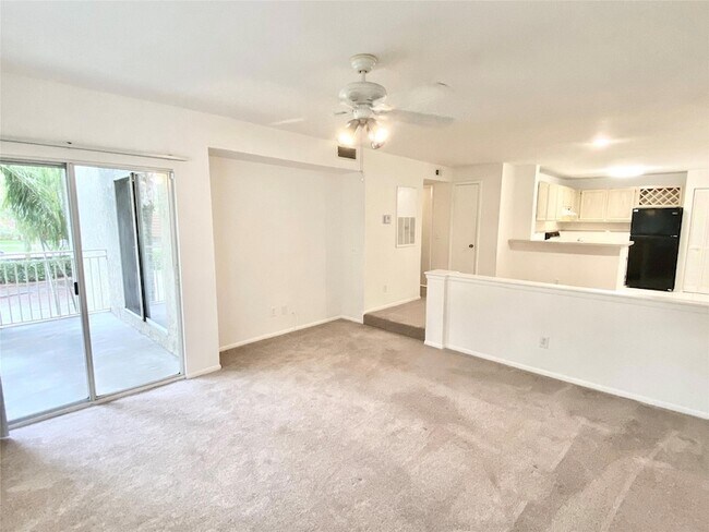 Foto del edificio - 1780 Palm Cove Blvd