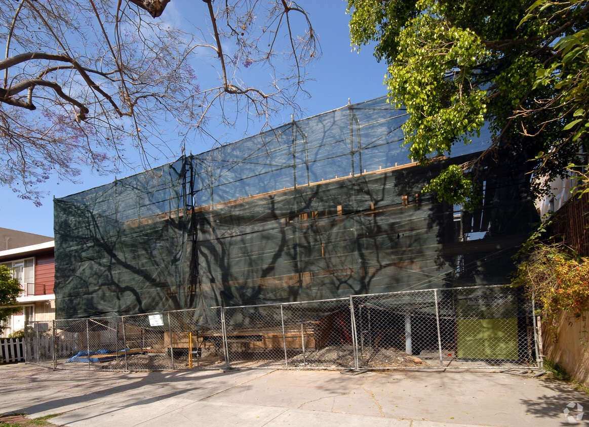 Building Photo - 309 S Hamel Rd
