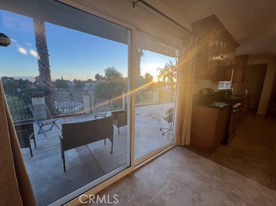 Building Photo - 463 Castlehill Dr