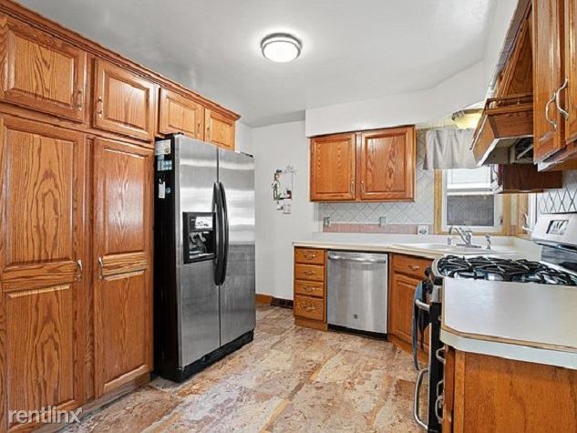 Building Photo - 4 br, 2.5 bath House - 2902 34th St