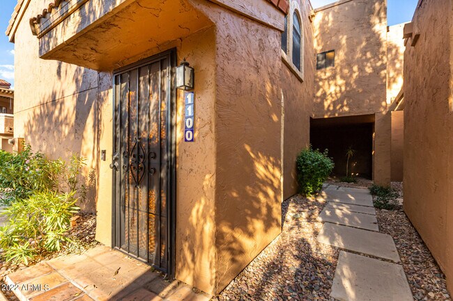 Foto del edificio - 5640 E Bell Rd