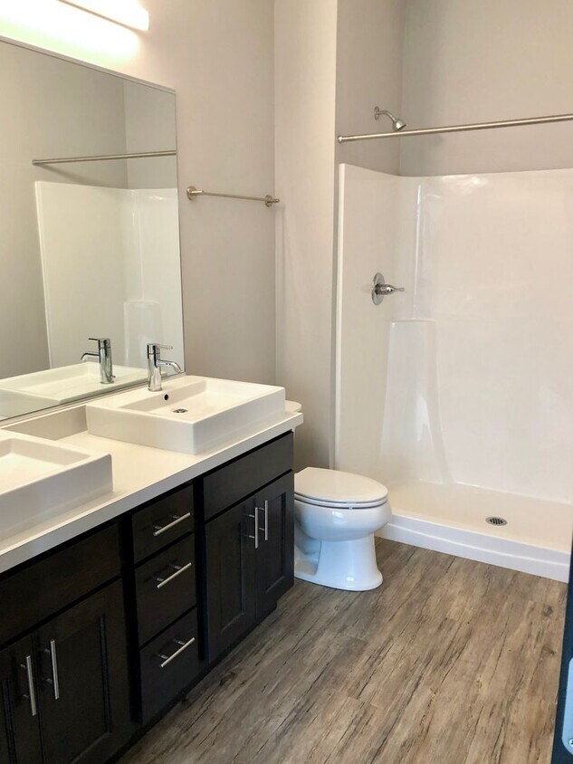 Building Photo - 250 State St