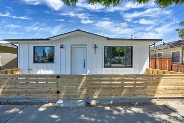 Foto principal - 457 N Olive St