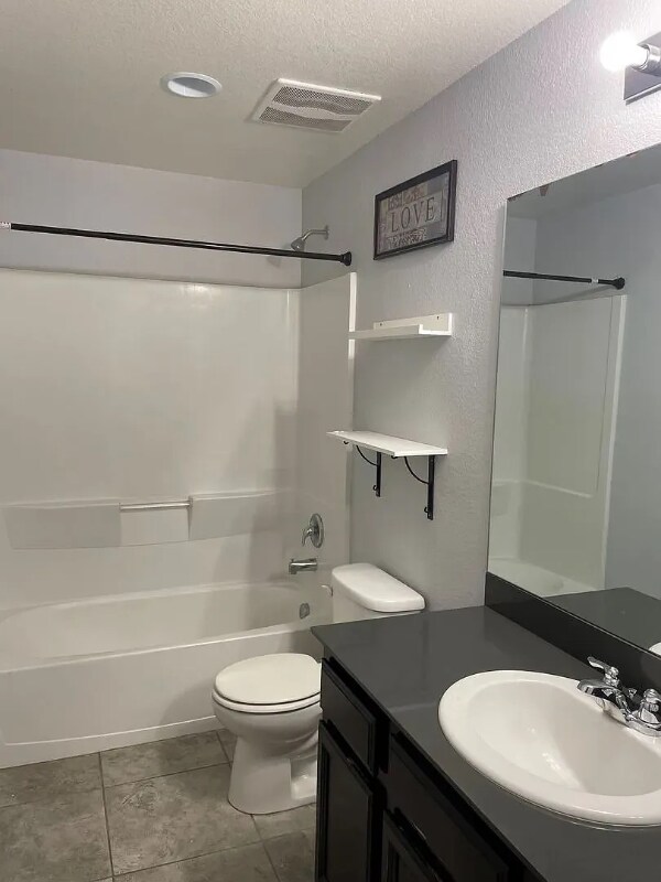 Building Photo - 14333 Durham Dr