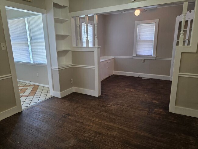 Foto del edificio - 2-Bedroom, 1-Bathroom Home with Basement – $1,050/Month - Accepting Section 8