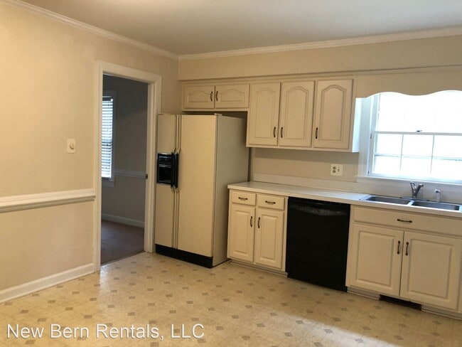 Foto del edificio - 4 br, 2 bath House - 3211 Wedgewood Drive