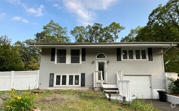 Building Photo - 38 Arrowhead Ln