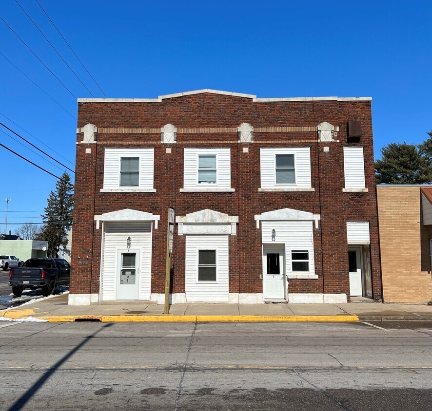 100 E Clark St, Spencer, WI 54479 Apartments in Spencer, WI