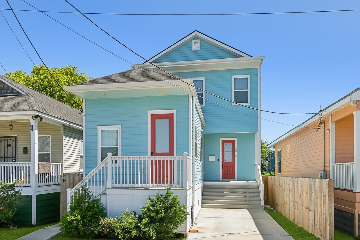Primary Photo - 2810 N Rocheblave St