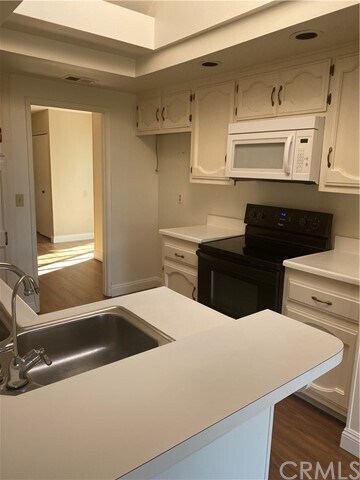 Foto del edificio - 815 Glenwood Terrace