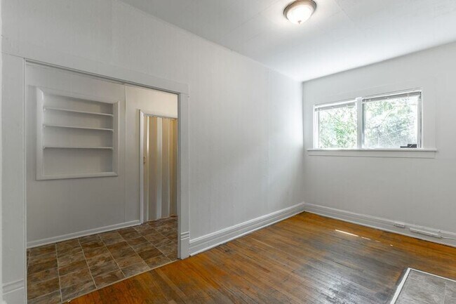 Foto del edificio - 518 E Manning St