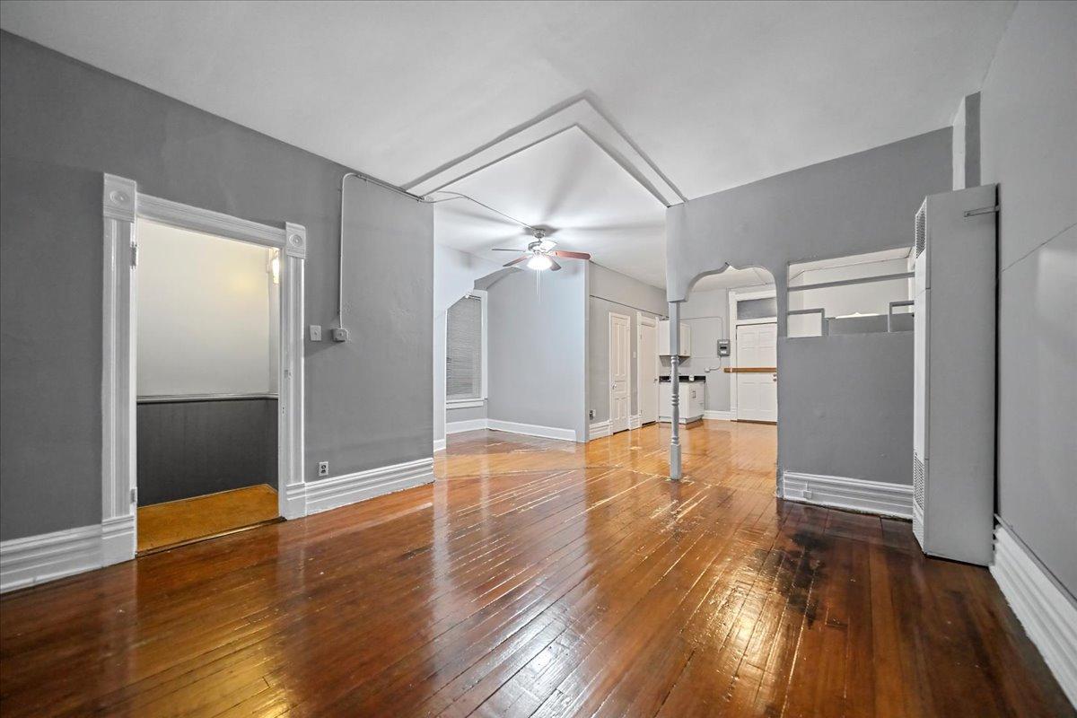 Foto principal - 1 bedroom in Chicago IL 60608