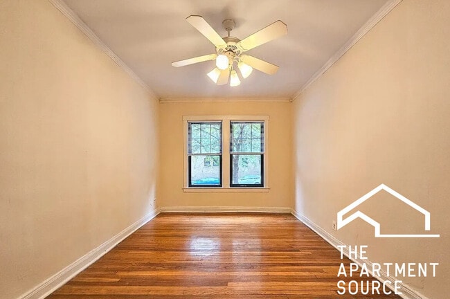 Foto del edificio - 1202 W Wellington Ave