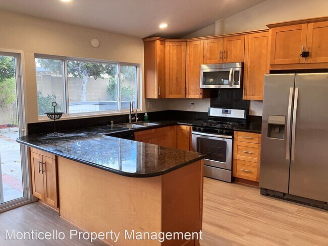 Building Photo - 4 br, 3 bath House - 10215 Janaca Circle