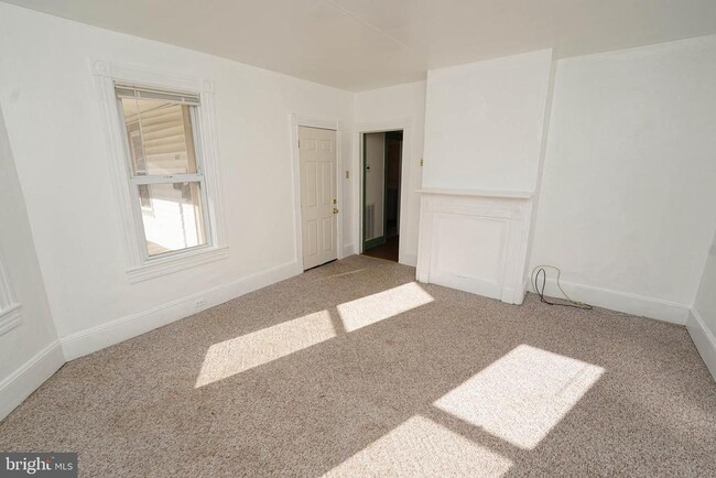 Building Photo - 415 E East St