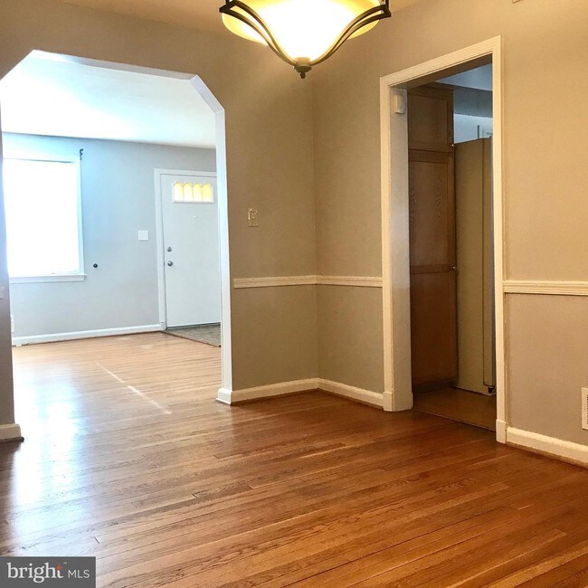 Building Photo - 122 Garden Ridge Rd