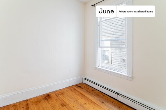 Foto del edificio - Room in Shared 5 bed/1 bath home