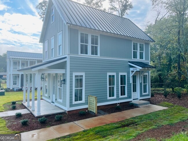 Building Photo - 100 Gardenia Ln