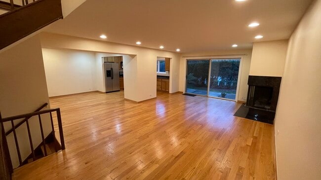 Building Photo - 1723 Wildberry Dr