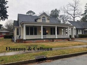 Building Photo - 2207 19th Ave