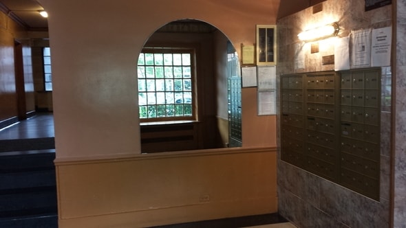 Lobby Photo - 383 E 17th St