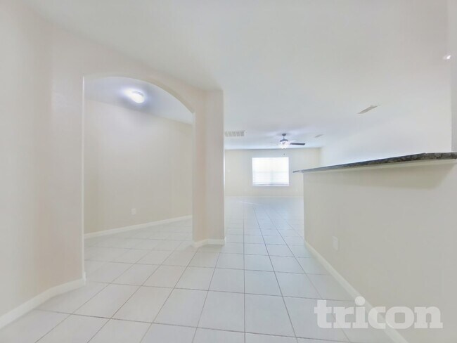 Foto del edificio - 680 Totem Trail Dr