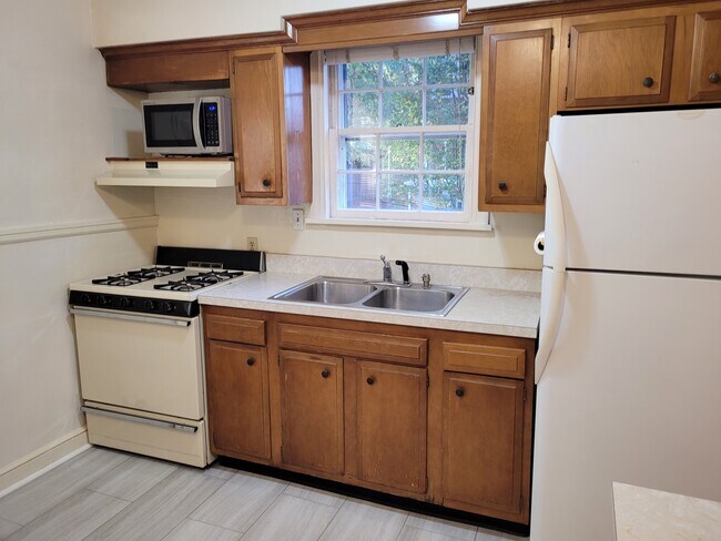 Foto del edificio - 3131 W Grace St