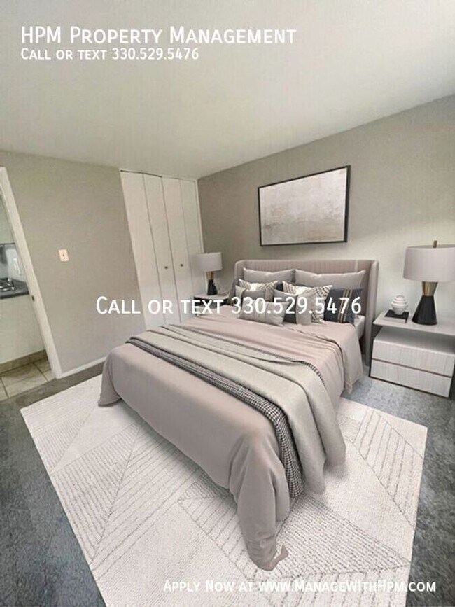Foto del edificio - 20606 Lorain Rd