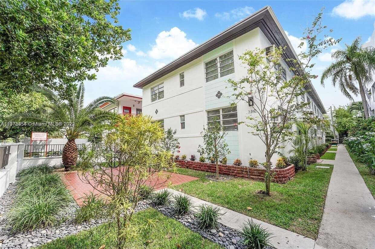Primary Photo - 1407 Meridian Ave