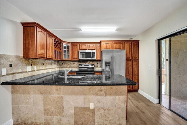 Building Photo - 4872 NW 95th Ave