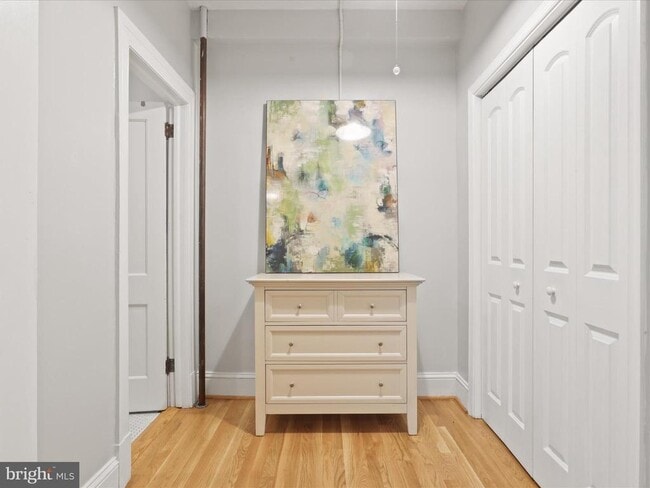 Foto del edificio - 2707 Adams Mill Rd NW